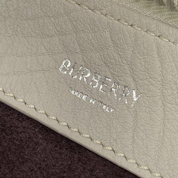 Auth Burberry - Light gray Leather Shoulder Bag - Picture 8 of 16